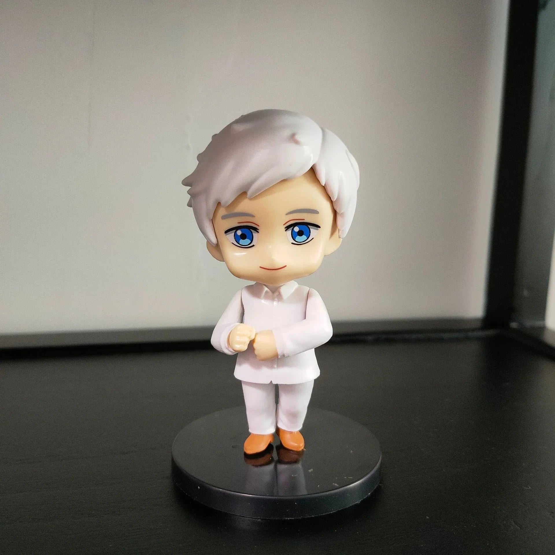Anime The Promised Neverland PVC Toys 4 Piece Set - DelsBricks MinifiguresAction Figure DollsDelsBricks MinifiguresDelsbricks.com