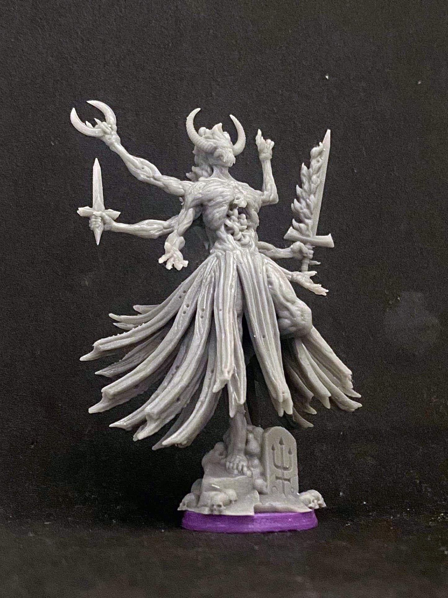 Baphomet Sorcerer by Papsikels Miniature, 80mm Miniature, 32mm Scale, War Gaming, Proxy for Trench Crusade, Table top gaming - DelsBricks Toys & CollectiblesResin Printed MiniatureDelsBricks Toys & CollectiblesMega Diamonds & Schwartzreiter Mini Forge