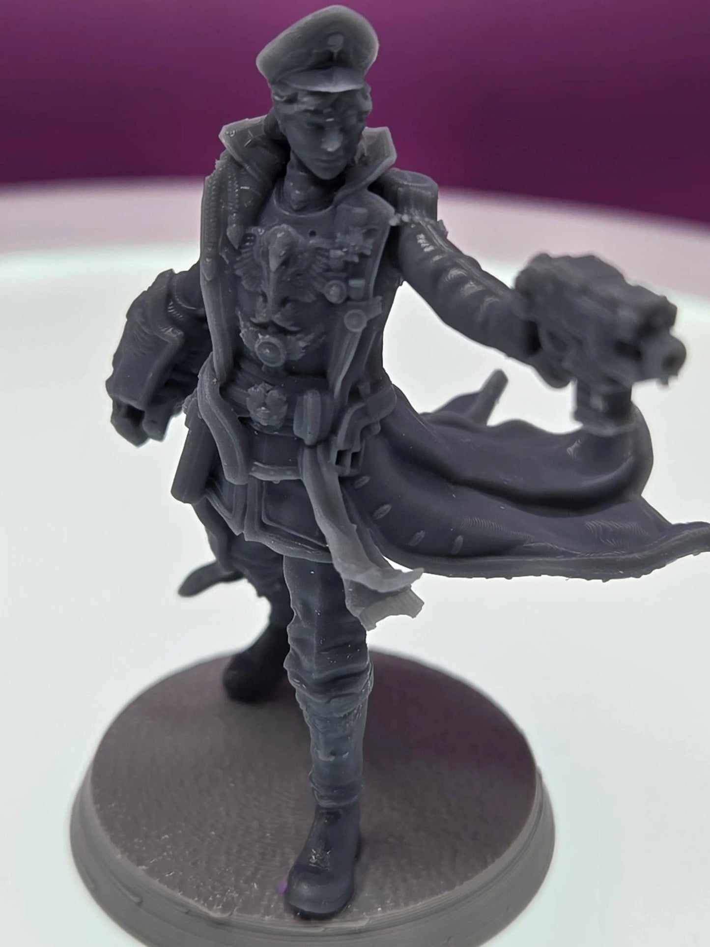 Female Officer by 3DArtGuy 32mm scale, 32mm tall, Miniature War Gaming Figure, Grim Dark, Proxy, DnD, Commissar, Guard - DelsBricks Toys & CollectiblesResin Printed MiniatureDelsBricks Toys & CollectiblesMega Diamonds & Schwartzreiter Mini Forge