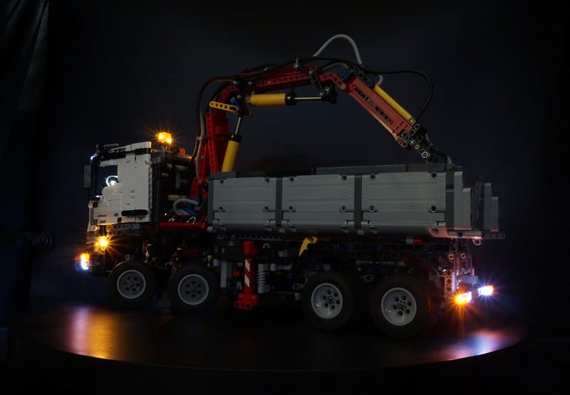Light Kit for MBZ Arocs 3245 42043 - DelsBricks Toys & CollectiblesLed Light Kit for LegoDelsBricks Toys & CollectiblesZENE