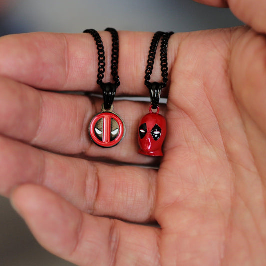 Marvel™ Deadpool Mask Pendant - DelsBricks Toys & CollectiblesPENDANTDelsBricks Toys & CollectiblesMISTERVERSE