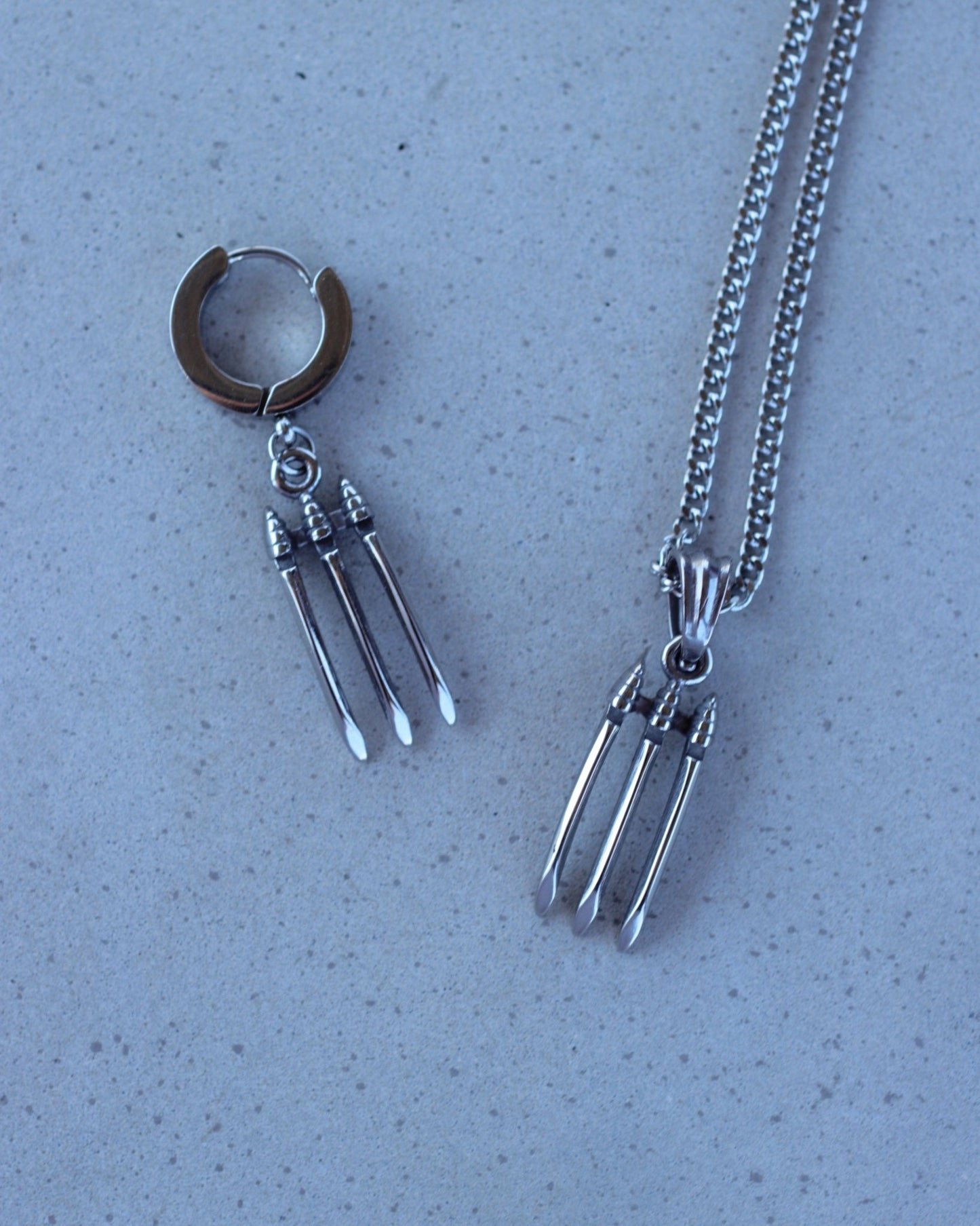 Marvel™ Wolverine Claw Pendant - DelsBricks Toys & CollectiblesPENDANTDelsBricks Toys & CollectiblesMISTERVERSE