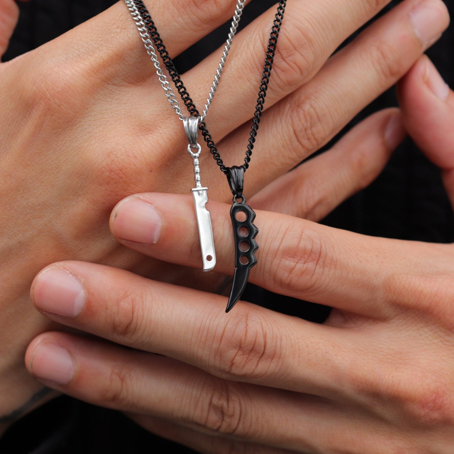 Naruto™ Zabuza's Sword Pendant - DelsBricks Toys & CollectiblesPENDANTDelsBricks Toys & CollectiblesMISTERVERSE