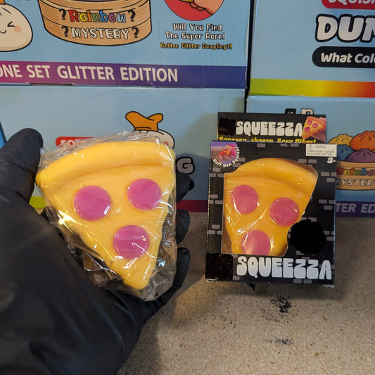 Pizza Wannabe Squeezza Squish (Gelatin Squish) - DelsBricks Toys & CollectiblesDelsBricks Toys & CollectiblesRalphie's Funhouse