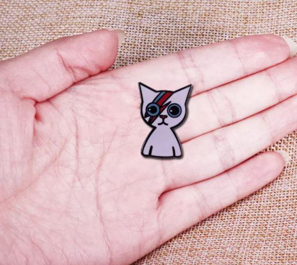 Ziggy Stardust Kitty David Bowie Enamel Pins Near Me - DelsBricks MinifiguresEnamel Pins Copper Lapel fashion PinsDelsBricks MinifiguresDelsbricks.com