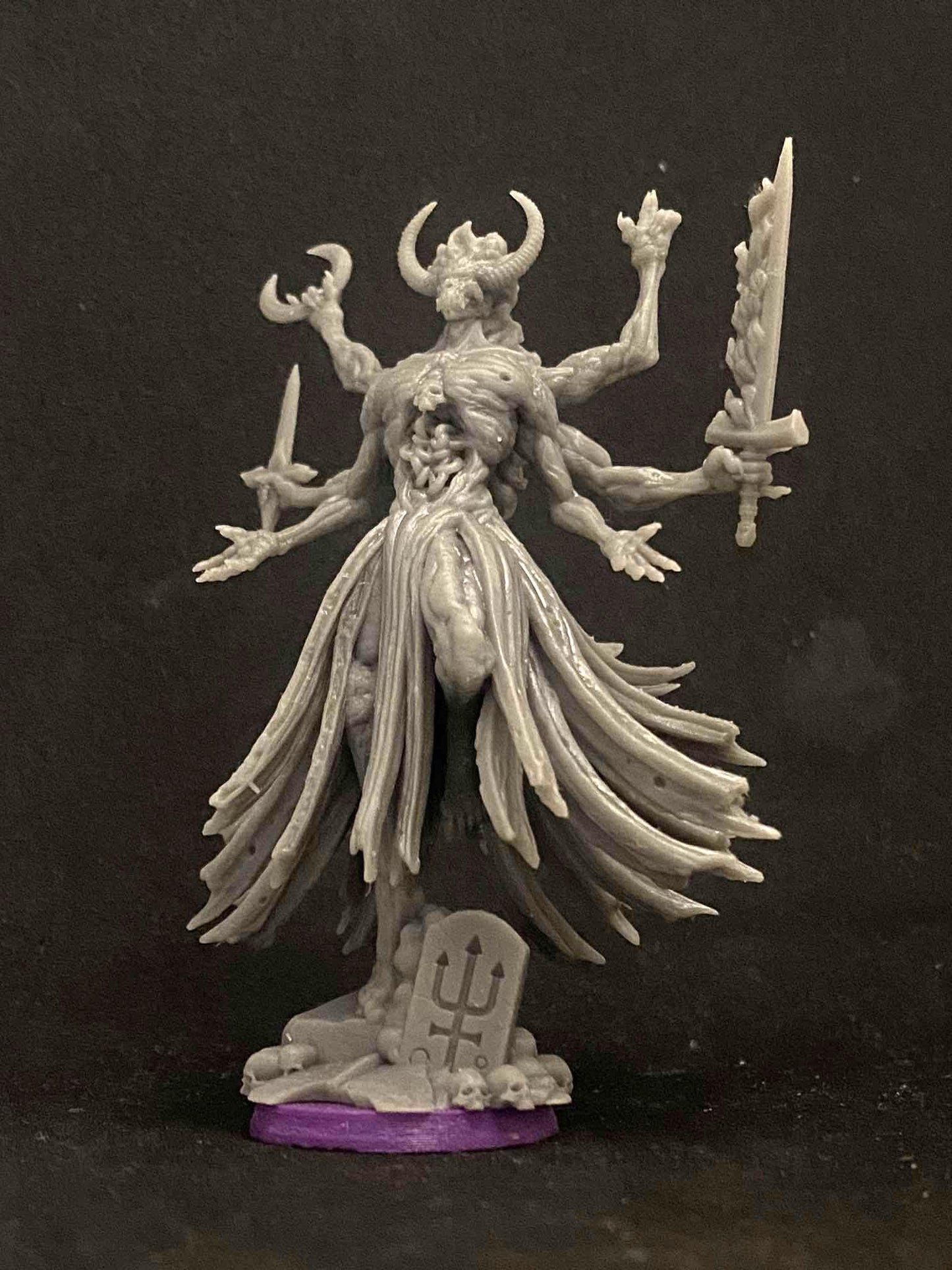 Baphomet Sorcerer by Papsikels Miniature, 80mm Miniature, 32mm Scale, War Gaming, Proxy for Trench Crusade, Table top gaming - DelsBricks Toys & CollectiblesResin Printed MiniatureDelsBricks Toys & CollectiblesMega Diamonds & Schwartzreiter Mini Forge