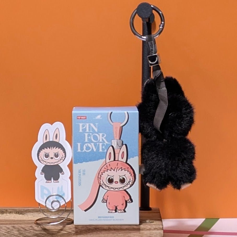 [CHOOSE YOUR LETTERS OPTION!] [IN STOCK] POPMART Labubu Pin for Love - DelsBricks Toys & CollectiblesDelsBricks Toys & CollectiblesRalphie's Funhouse