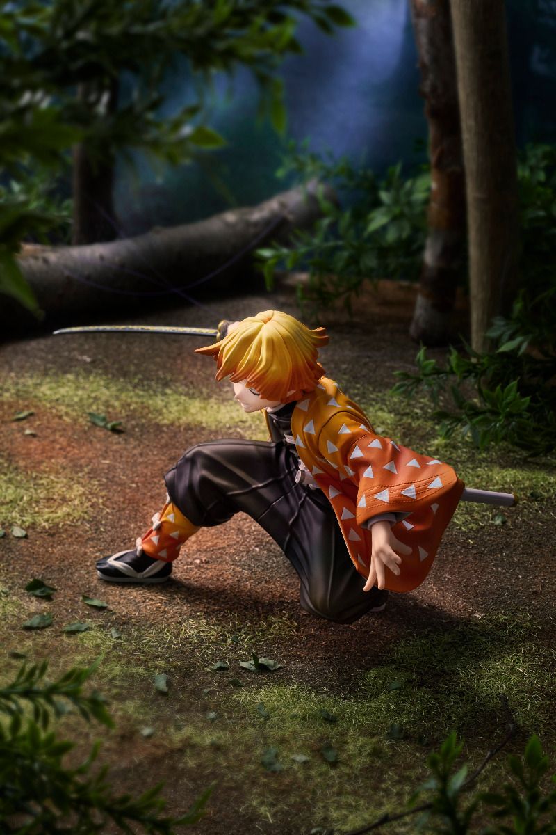 Demon Slayer Kimetsu no Yaiba: Zenitsu Agatsuma 1/8 Scale Figure by Aniplex - DelsBricks Toys & CollectiblesFiguresDelsBricks Toys & CollectiblesSuper Anime Store