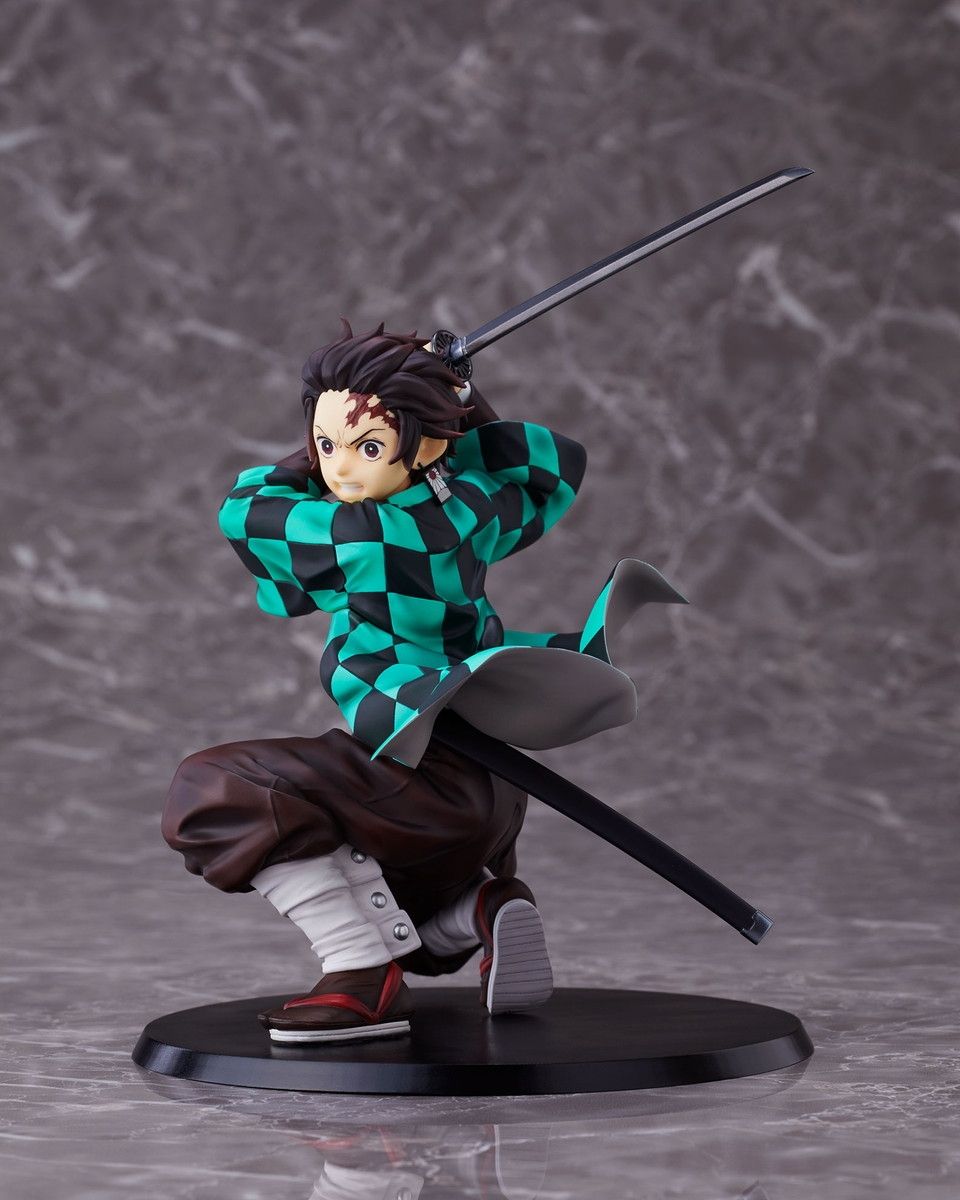 Demon Slayer Tanjiro Kamado 1/8 Scale Figure Standard Ver - Aniplex Official - DelsBricks Toys & CollectiblesFiguresDelsBricks Toys & CollectiblesSuper Anime Store
