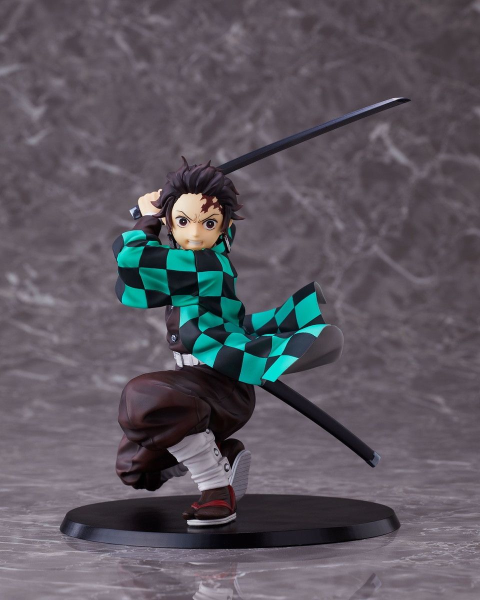 Demon Slayer Tanjiro Kamado 1/8 Scale Figure Standard Ver - Aniplex Official - DelsBricks Toys & CollectiblesFiguresDelsBricks Toys & CollectiblesSuper Anime Store