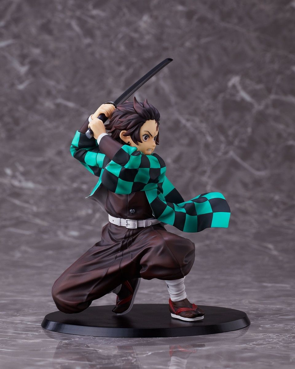 Demon Slayer Tanjiro Kamado 1/8 Scale Figure Standard Ver - Aniplex Official - DelsBricks Toys & CollectiblesFiguresDelsBricks Toys & CollectiblesSuper Anime Store