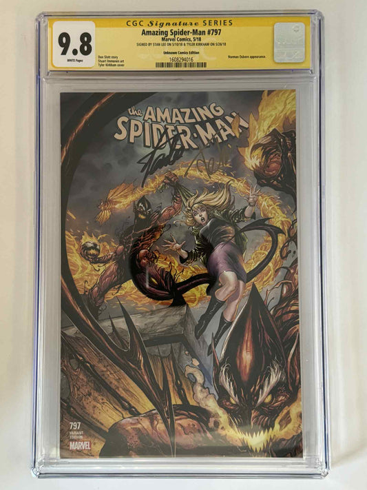 [Double Signed by Tyler Kirkham | Stan Lee] Amazing Spider - Man 797 CGC 9.8 Yellow Label Exclusive Var - DelsBricks Toys & CollectiblesCOMIC BOOKDelsBricks Toys & CollectiblesUnknown Comic Books