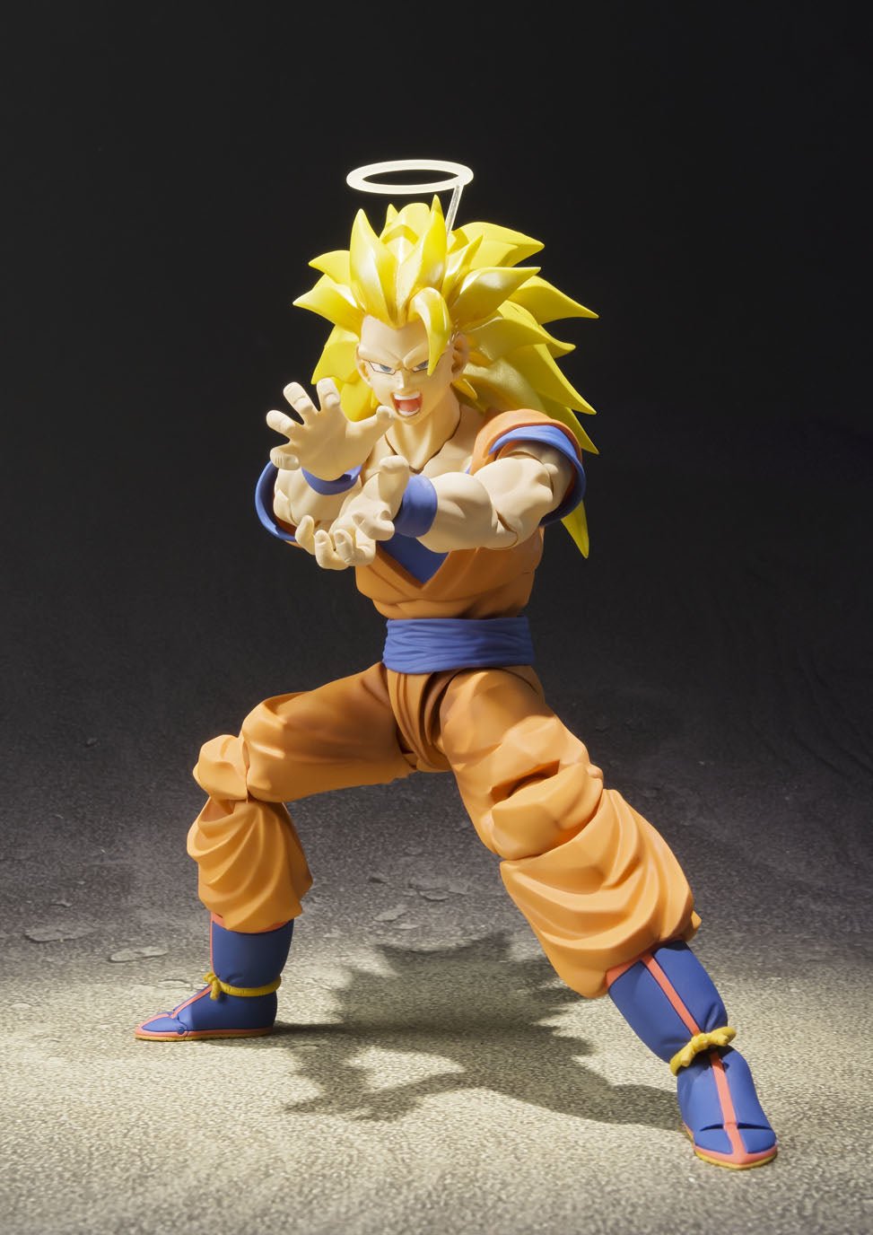 Dragon Ball Z SUPER SAIYAN 3 GOKU S.H.FIGUARTS Action Figure - DelsBricks Toys & CollectiblesFigureDelsBricks Toys & CollectiblesSuper Anime Store