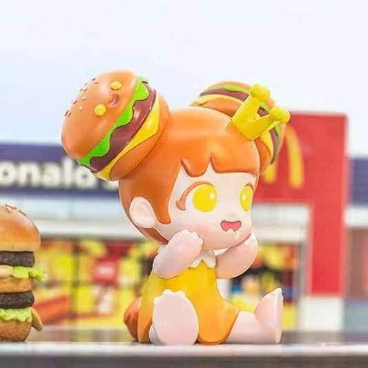 IN STOCK: [MOE DOUBLE STUDIO] LE99 Yaya - Burger - Orange - DelsBricks Toys & CollectiblesAction & Toy FiguresDelsBricks Toys & CollectiblesRalphie's Funhouse