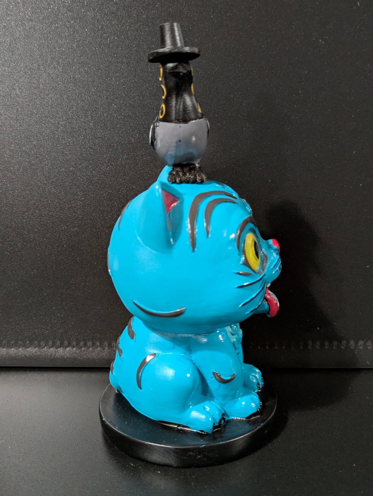 K - Pop Demon Hunters – Derpy & Sussie Hand - Painted Figure - DelsBricks Toys & CollectiblesDelsBricks Toys & CollectiblesRalphie's Funhouse