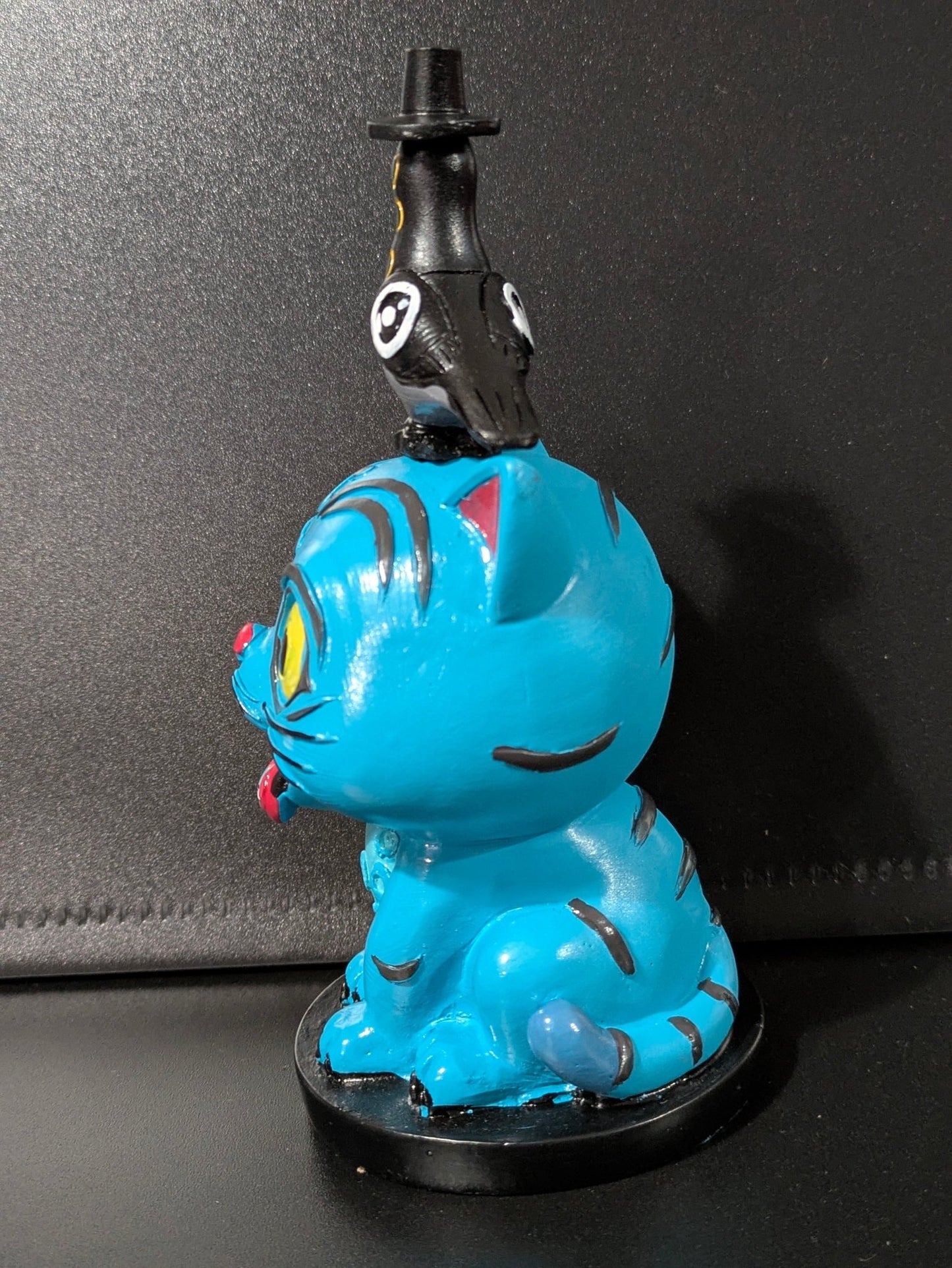 K - Pop Demon Hunters – Derpy & Sussie Hand - Painted Figure - DelsBricks Toys & CollectiblesDelsBricks Toys & CollectiblesRalphie's Funhouse