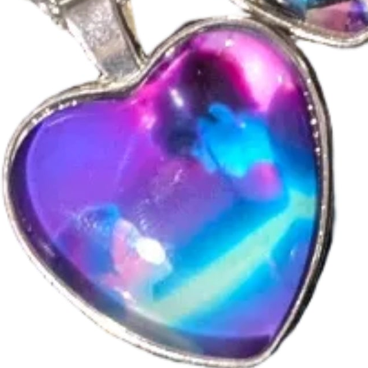 K - POP DEMON HUNTERS Heart Pendant Necklace – Character Art Collection - DelsBricks Toys & CollectiblesDelsBricks Toys & CollectiblesRalphie's Funhouse