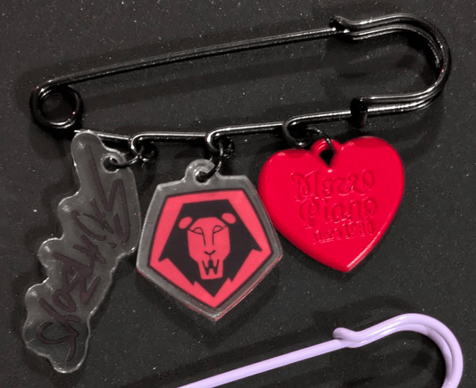 K - POP DEMON HUNTERS Safety Pin Charm - DelsBricks Toys & CollectiblesDelsBricks Toys & CollectiblesRalphie's Funhouse