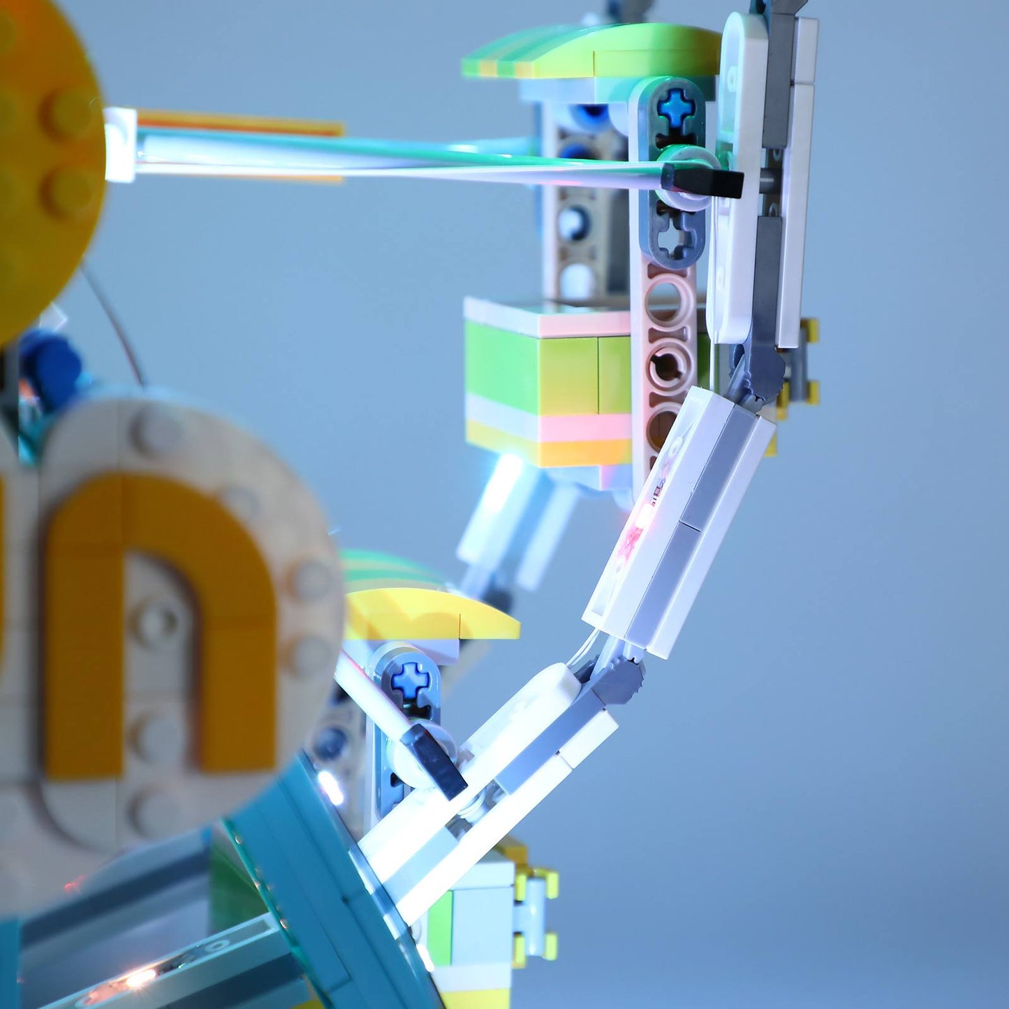 Light Kit for Ferris Wheel 31119 (RC & 12 RGB Colors) - DelsBricks Toys & CollectiblesLed Light Kit for LegoDelsBricks Toys & CollectiblesZENE