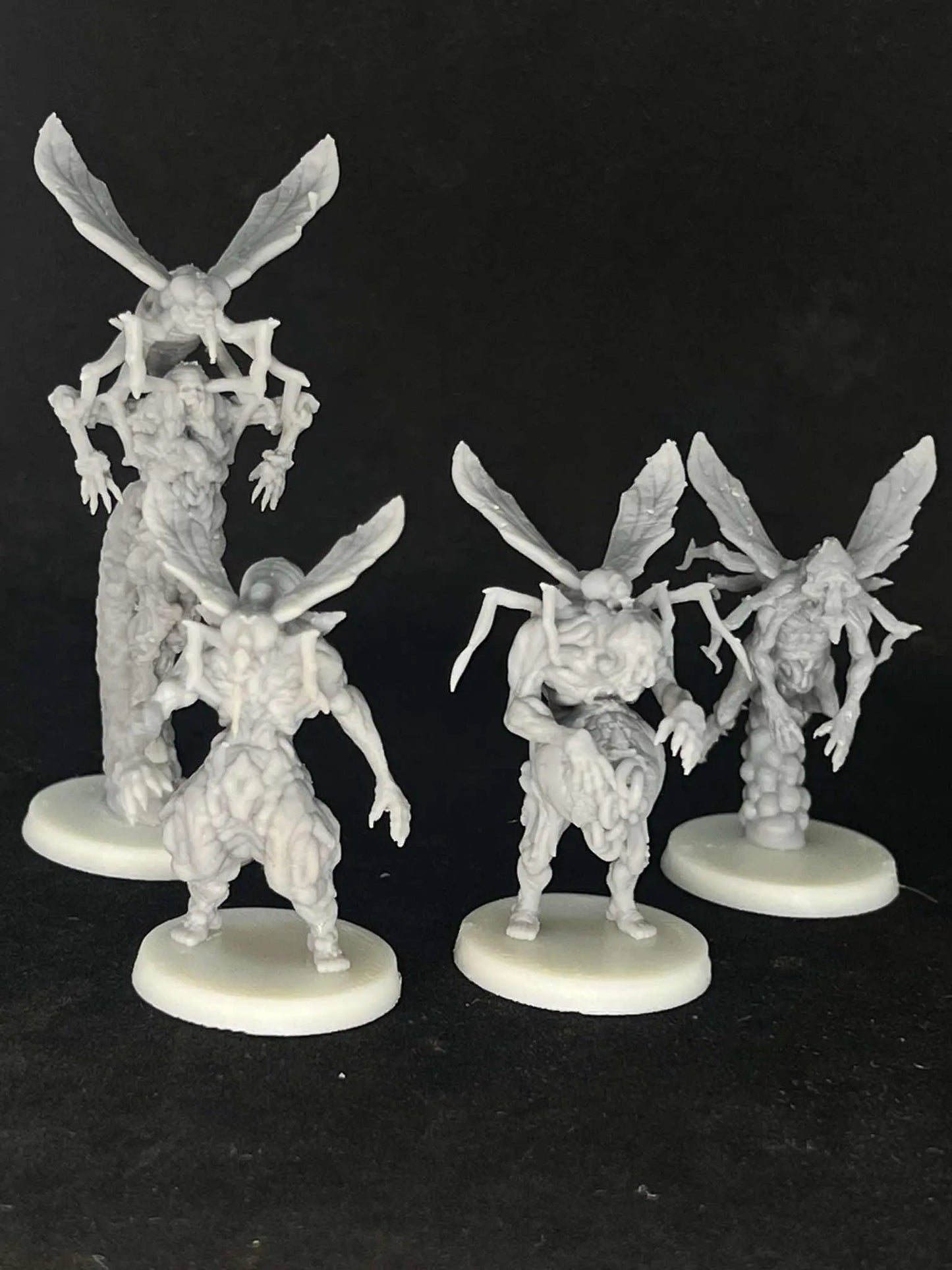 Malignant Fly Grail Thralls by Papsikels Miniature, 4 Figures, 28/32mm Scale, War Gaming, Proxy for Trench Crusade - DelsBricks Toys & CollectiblesResin Printed MiniatureDelsBricks Toys & CollectiblesMega Diamonds & Schwartzreiter Mini Forge