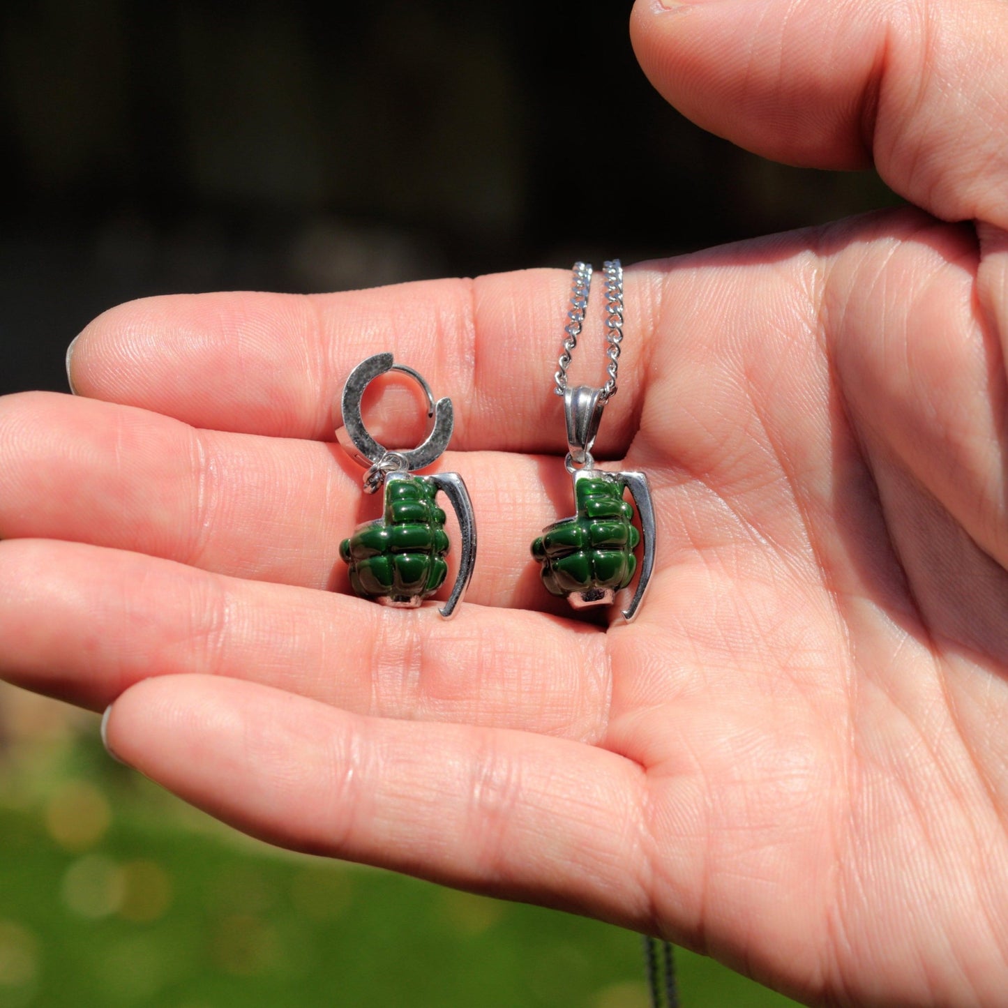My Hero Academia™ Katsuki Bakugo Grenade Earring - DelsBricks Toys & CollectiblesEARRINGDelsBricks Toys & CollectiblesMISTERVERSE
