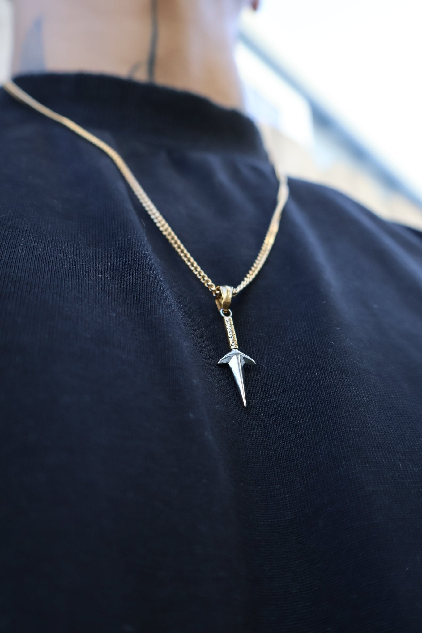 Naruto™ Minato's Kunai Pendant - DelsBricks Toys & CollectiblesPENDANTDelsBricks Toys & CollectiblesMISTERVERSE