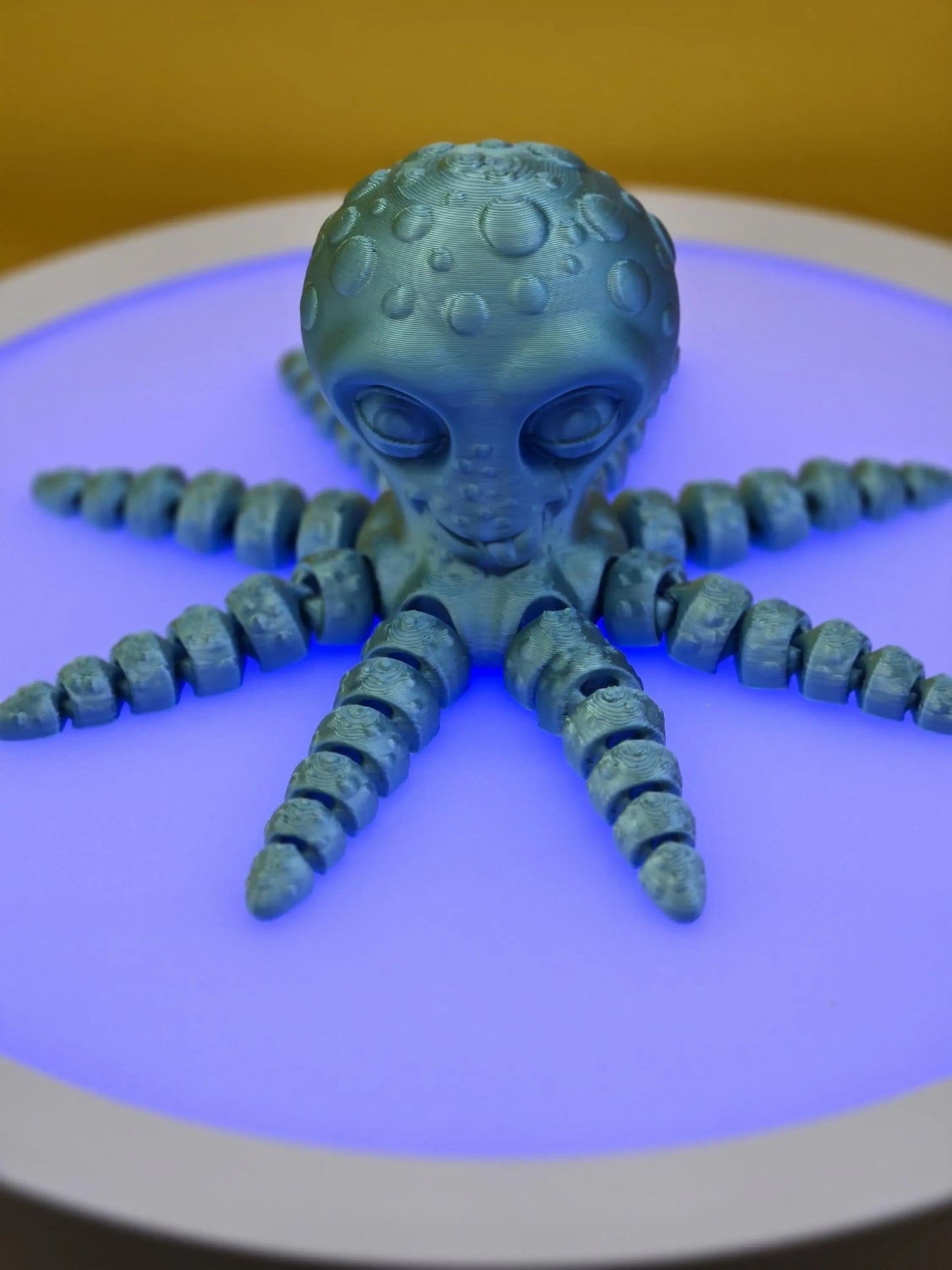 Octopie the Playful Octopus, by BendyBuddies 3D Printed, 4 Color PLA, articulated octopus, fidget, toy - DelsBricks Toys & CollectiblesFDM Articulated ToyDelsBricks Toys & CollectiblesMega Diamonds & Schwartzreiter Mini Forge