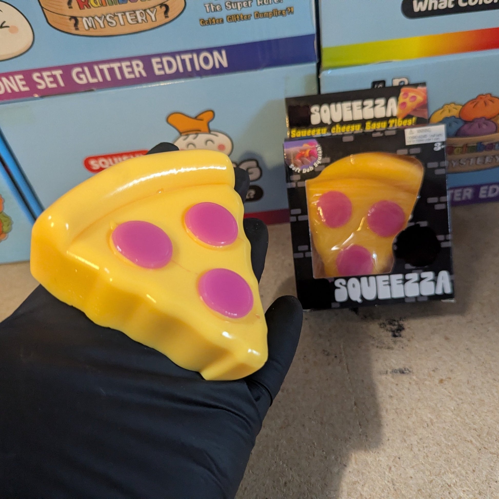 Pizza Wannabe Squeezza Squish (Gelatin Squish) - DelsBricks Toys & CollectiblesDelsBricks Toys & CollectiblesRalphie's Funhouse