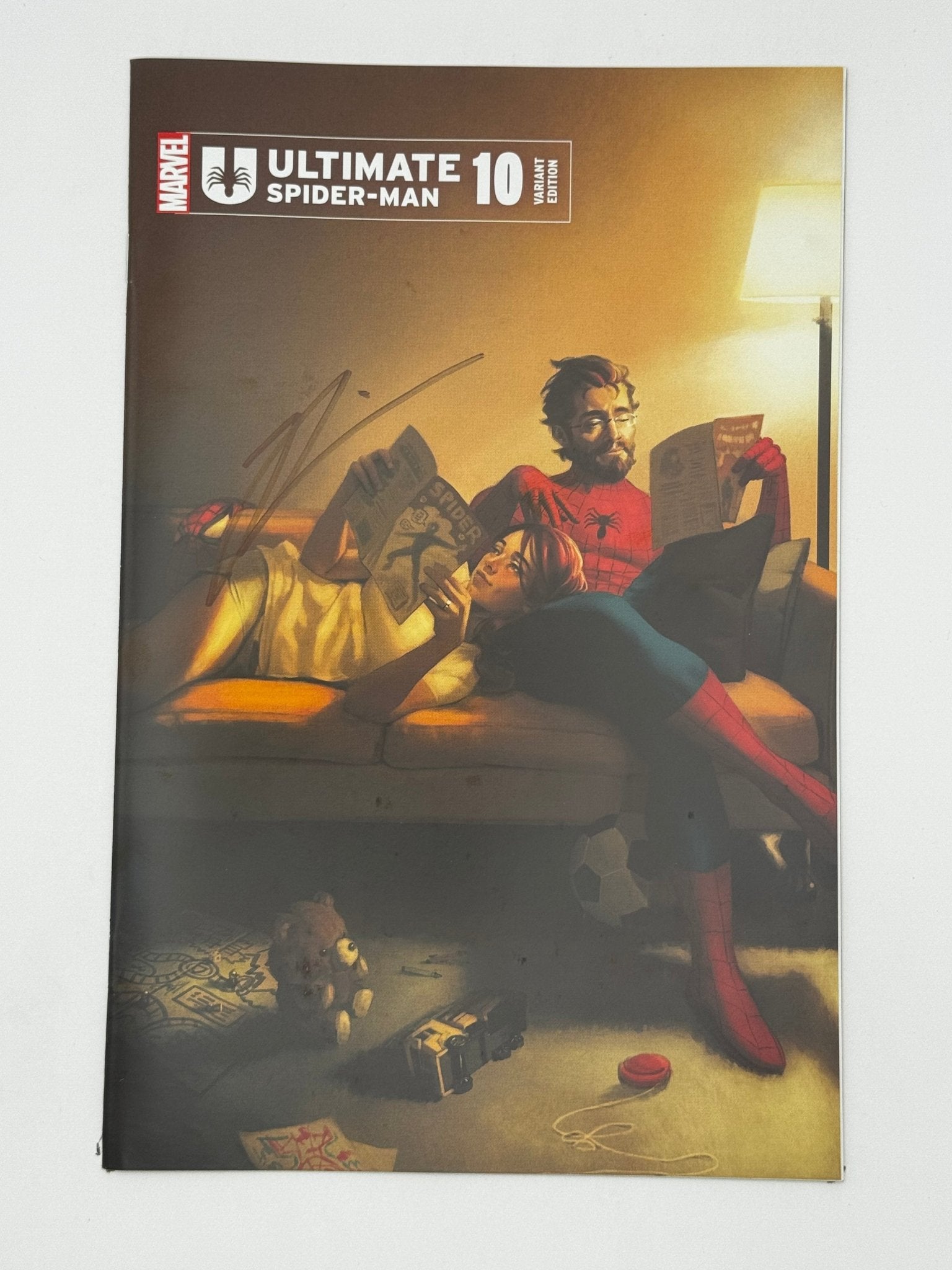 [Signed by Hickman] Ultimate Spider - Man 10 Unknown Comics Mercado Exclusive Var [INST] - DelsBricks Toys & CollectiblesCOMIC BOOKDelsBricks Toys & CollectiblesUnknown Comic Books