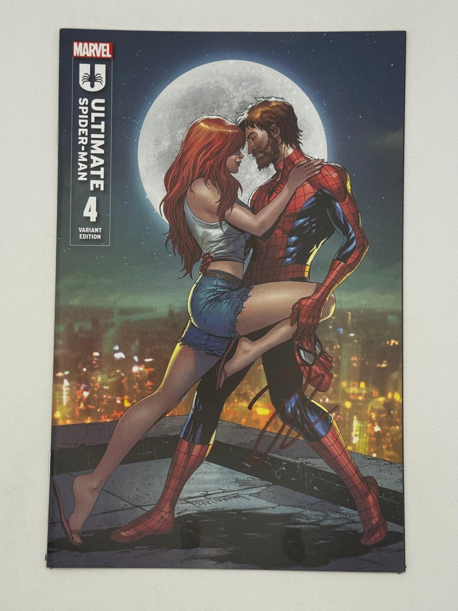 [Signed by Hickman] Ultimate Spider - Man 4 Unknown Comics Kirkham Exclusive Var [INST] - DelsBricks Toys & CollectiblesCOMIC BOOKDelsBricks Toys & CollectiblesUnknown Comic Books
