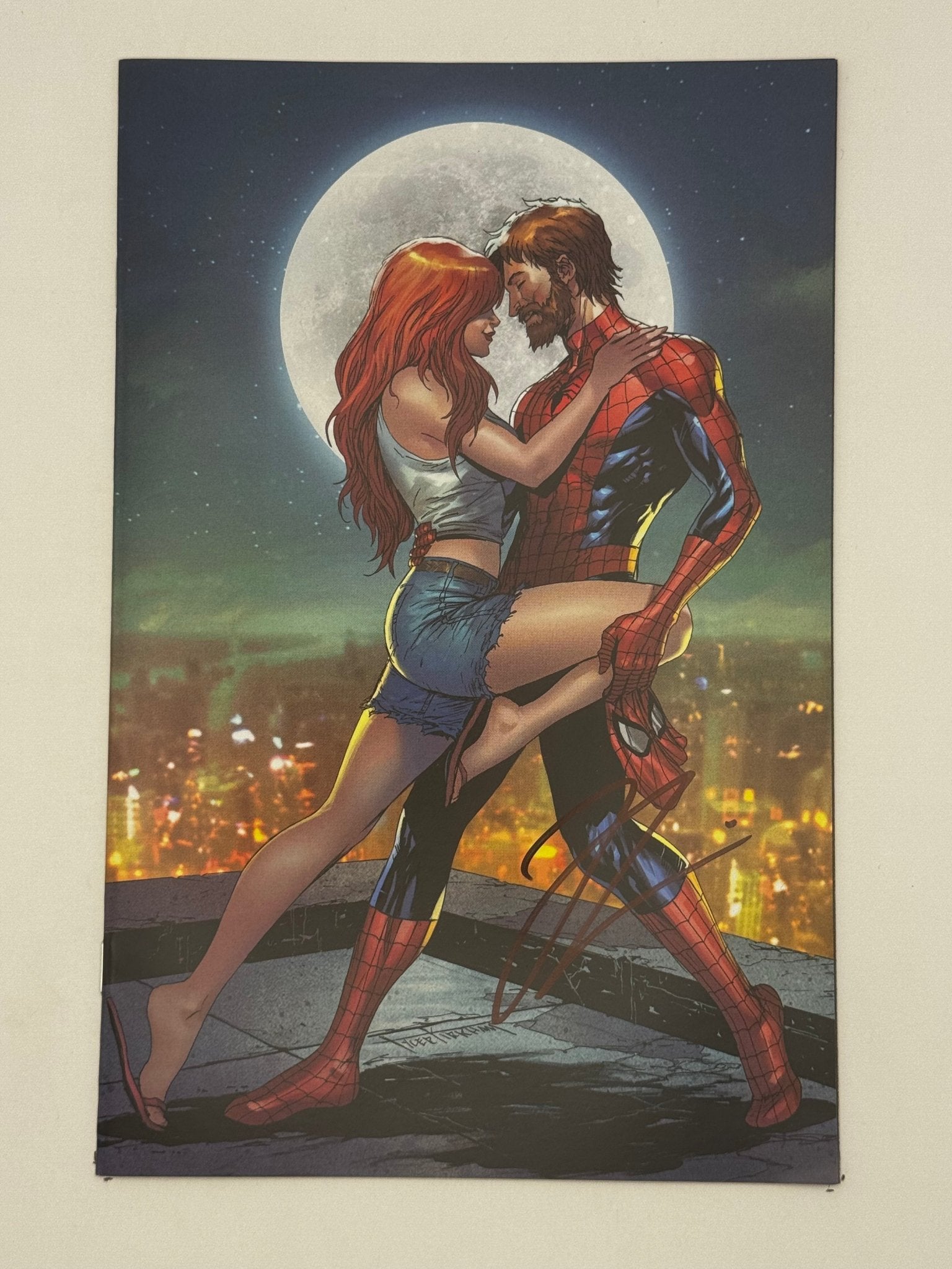 [Signed by Hickman] Ultimate Spider - Man 4 Virgin Unknown Comics Kirkham Exclusive Var [INST] - DelsBricks Toys & CollectiblesCOMIC BOOKDelsBricks Toys & CollectiblesUnknown Comic Books