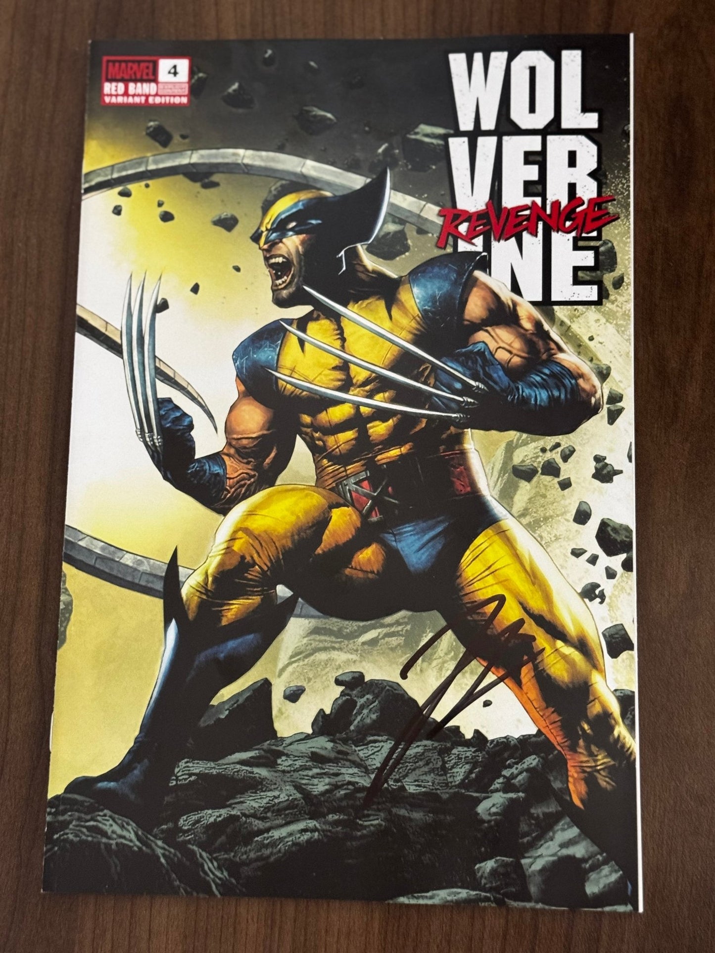 [Signed by Hickman] Wolverine: Revenge - Red Band 4 Unknown Comics Suayan Convention Exclusive Var Explicit Content [INST] - DelsBricks Toys & CollectiblesCOMIC BOOKDelsBricks Toys & CollectiblesUnknown Comic Books