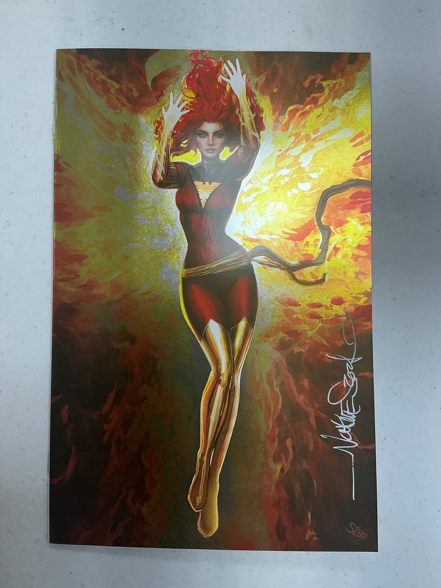[Signed by Nathan Szerdy] [FOIL] PHOENIX 4 NATHAN SZERDY VIRGIN EXCLUSIVE NYCC 2024 VAR [IN STOCK] - DelsBricks Toys & CollectiblesCOMIC BOOKDelsBricks Toys & CollectiblesUnknown Comic Books