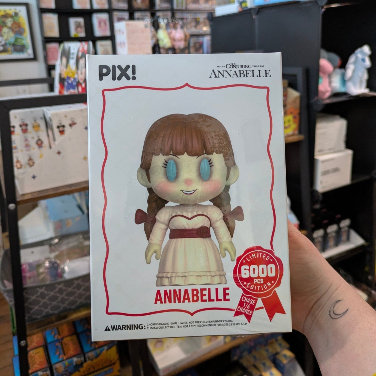 [Thrilljoy] The Conjuring - Annabelle LE6000 PIX Vinyl Figure (1 in 6 Chance at Chase) - DelsBricks Toys & CollectiblesDelsBricks Toys & CollectiblesRalphie's Funhouse