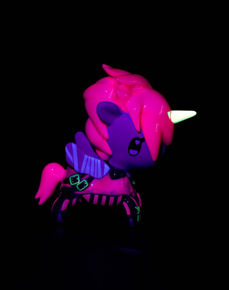 tokidoki x ARCANE Unicorno Black Light Chrome Blind Box – League of Legends Collab Mystery Figure - DelsBricks Toys & CollectiblesFigureDelsBricks Toys & CollectiblesSuper Anime Store