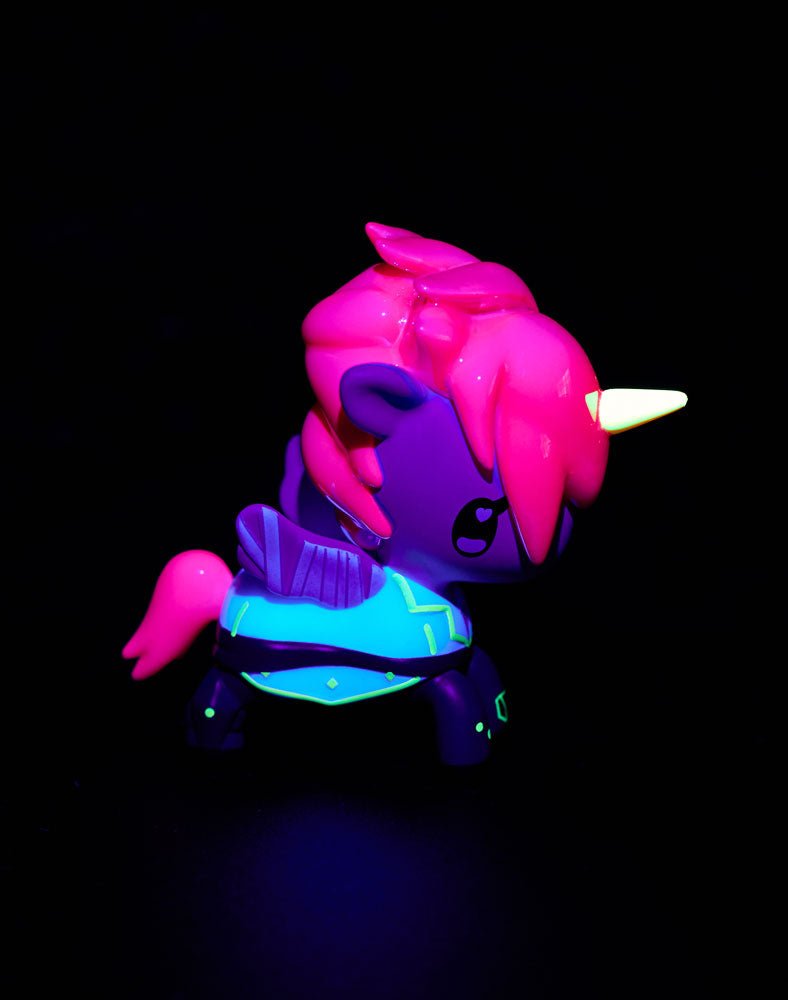 tokidoki x ARCANE Unicorno Black Light Chrome Blind Box – League of Legends Collab Mystery Figure - DelsBricks Toys & CollectiblesFigureDelsBricks Toys & CollectiblesSuper Anime Store
