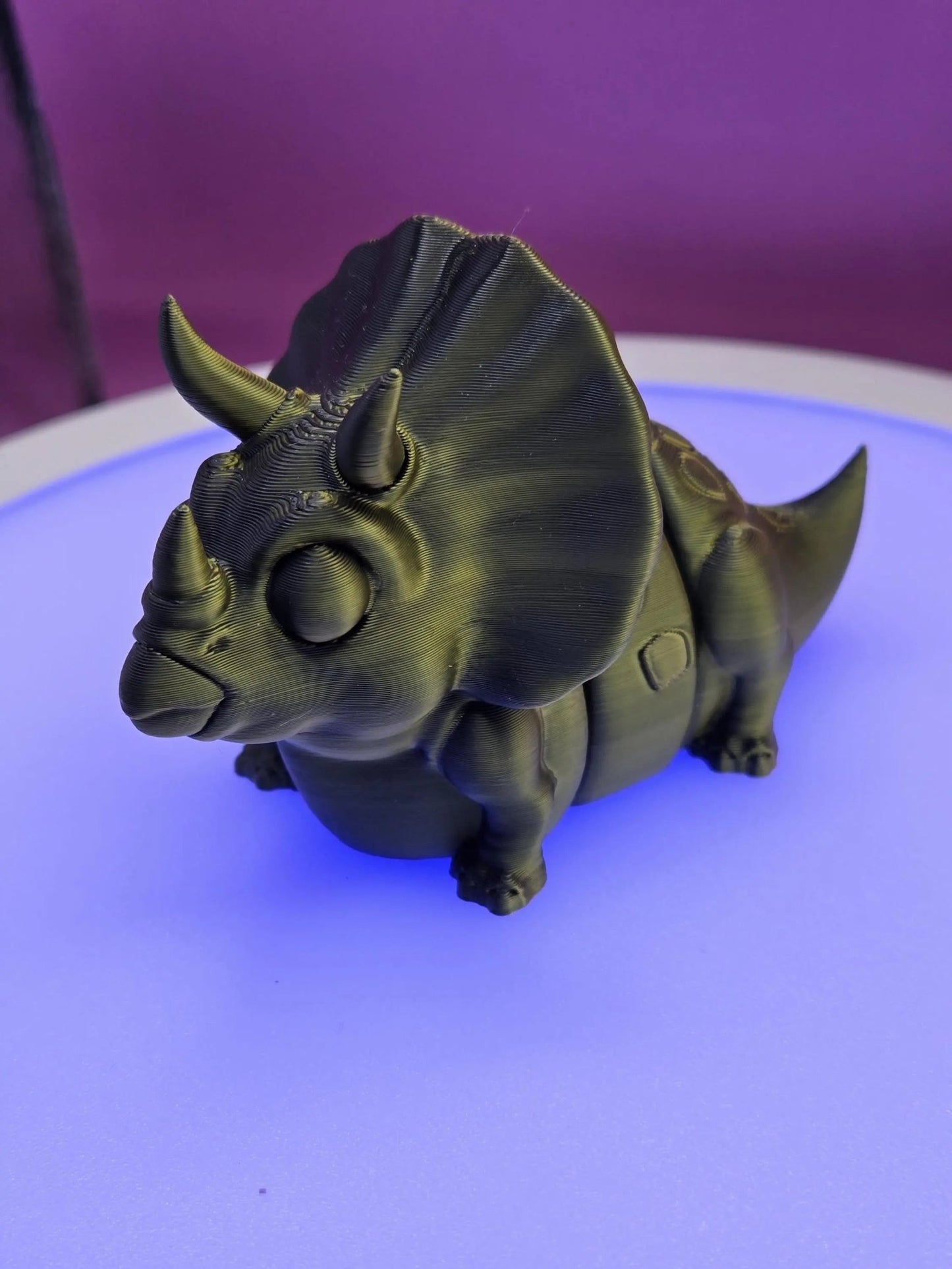 Topsy Triceratops, by BendyBuddies 3D Printed, 4 Color PLA, articulated triceratops, fidget, toy - DelsBricks Toys & CollectiblesFDM Articulated ToyDelsBricks Toys & CollectiblesMega Diamonds & Schwartzreiter Mini Forge
