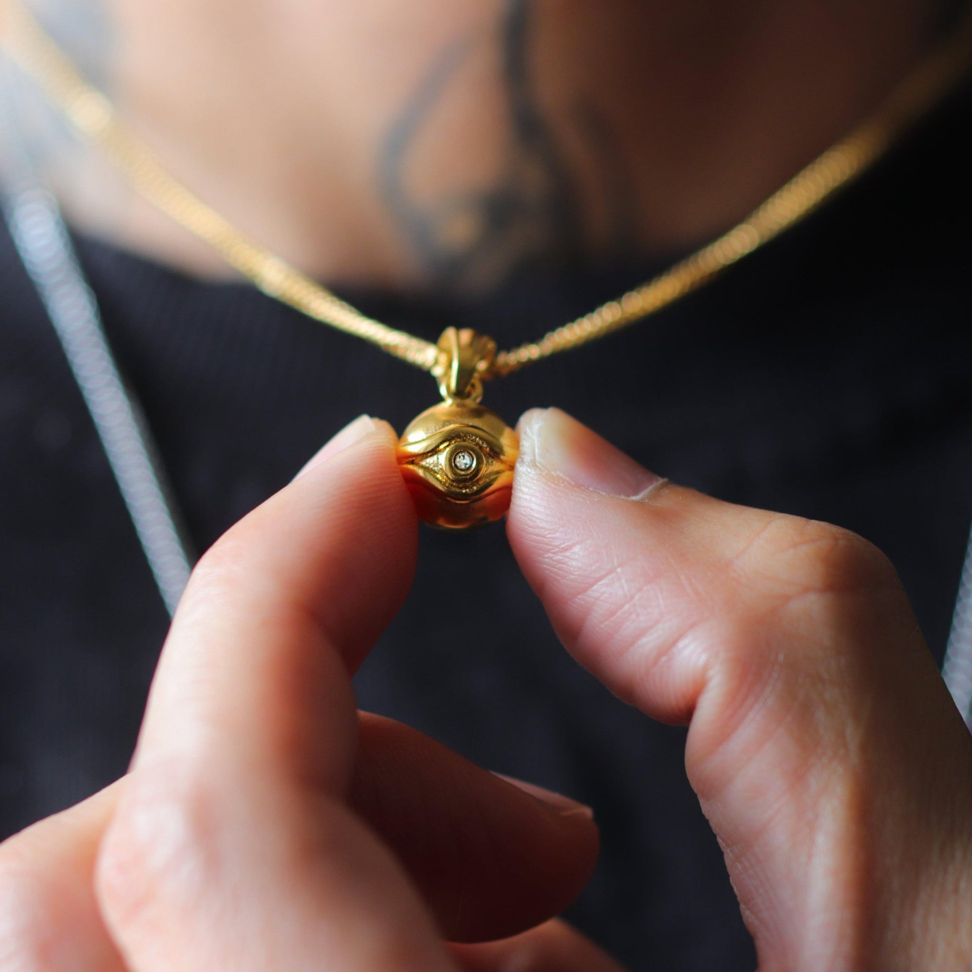 Yu - Gi - Oh!™ Millennium Eye Pendant - DelsBricks Toys & CollectiblesPENDANTDelsBricks Toys & CollectiblesMISTERVERSE