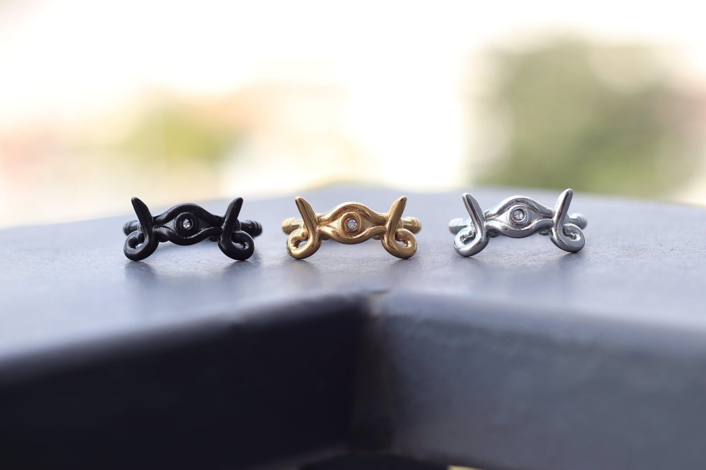 Yu - Gi - Oh!™ Millennium Necklace Ring - DelsBricks Toys & CollectiblesRINGDelsBricks Toys & CollectiblesMISTERVERSE