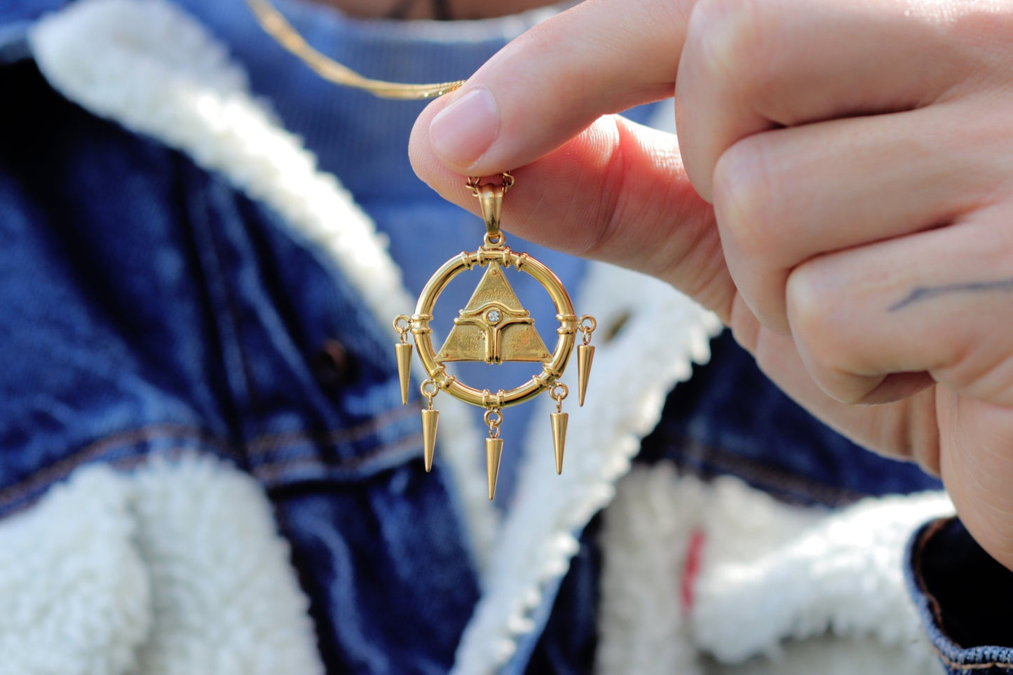 Yu - Gi - Oh!™ Millennium Ring Pendant - DelsBricks Toys & CollectiblesPENDANTDelsBricks Toys & CollectiblesMISTERVERSE